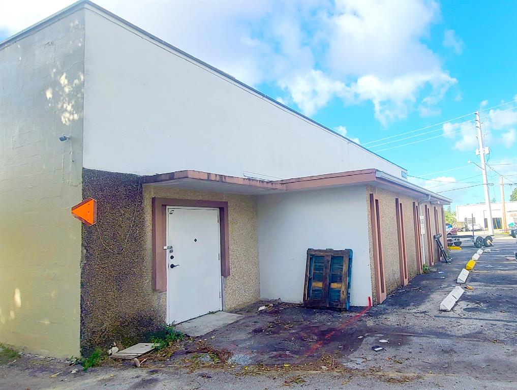 Warehouse for Sale in Pompano Beach Florida 33060